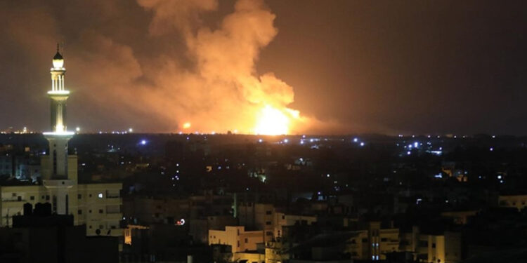 İsrail'in saldırılarında, Filistinli bir futbolcu daha yaşamını yitirdi