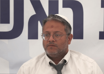 İsrailli bakandan Filistinli çocuğa tokat atan askere destek