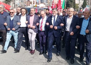 İstanbul Bahçelievler’de Saadet Partisi adayına bıçaklı saldırı