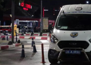 İzmir’de kazara kendini vuran polis hayatını kaybetti
