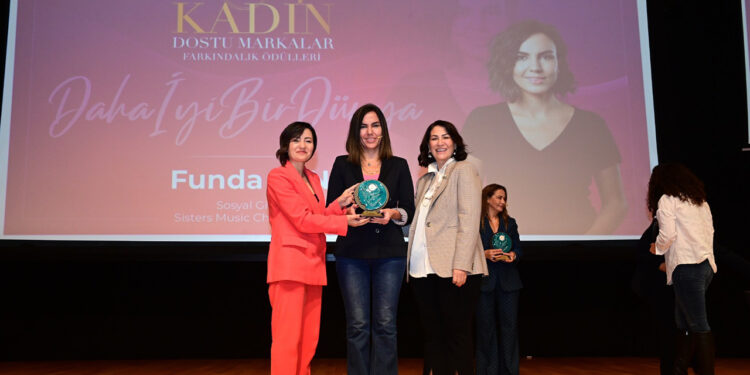 Kadın müzisyenlerin temsil sorununa dikkat çekmek için kurulan platform, ödüle layık görüldü