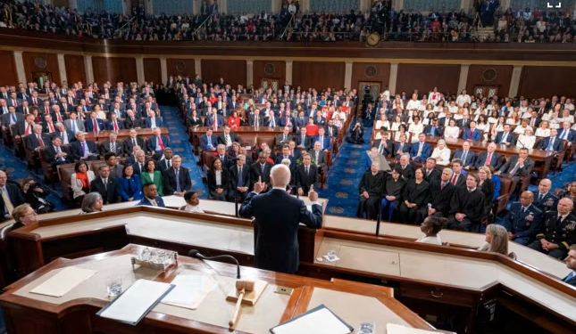 “Kararsız” oylardan ürken Biden’dan talimat: “Bu gece ABD ordusuna Gazze kıyısında yardımlar için geçici bir liman kurulması talimatını veriyorum”