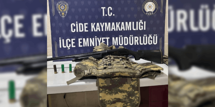 Kavga ettiği kişiye benzeyen şahsı rehin aldı: Tutuklandı