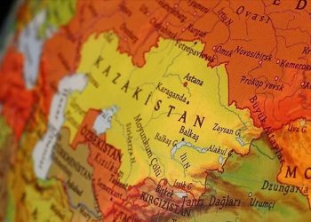 Kazakistan 'doğal' felaketi yaşıyor: Binlerce kişi tahliye edildi