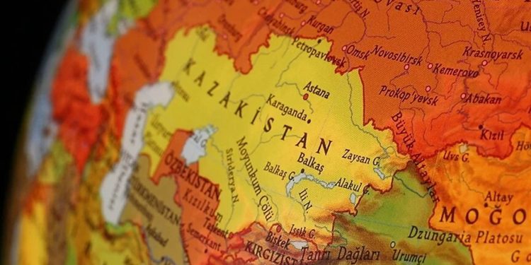 Kazakistan 'doğal' felaketi yaşıyor: Binlerce kişi tahliye edildi