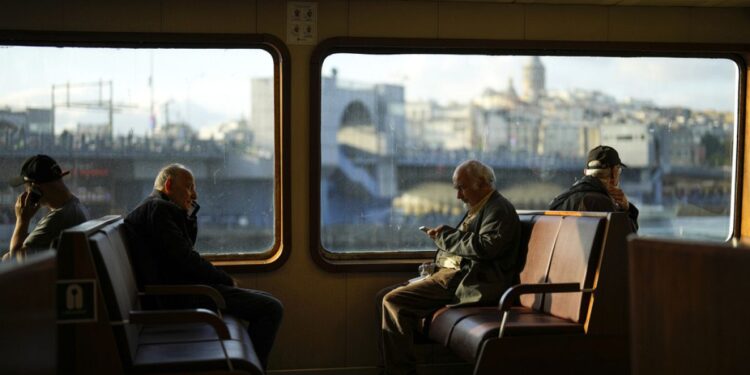 Kişi başına milli gelir son 3 yılda yüzde 52 arttı ancak Türkiye 20 yıl önceki sırada