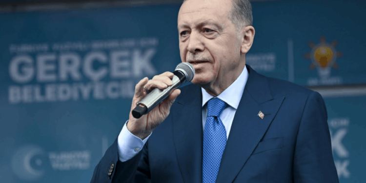 Kürtlerin iradesine kayyum atamamış gibi... Erdoğan, CHP'ye Burcu Köksal'ın ifadeleri üzerinden yüklendi: Buram buram ırkçılık....