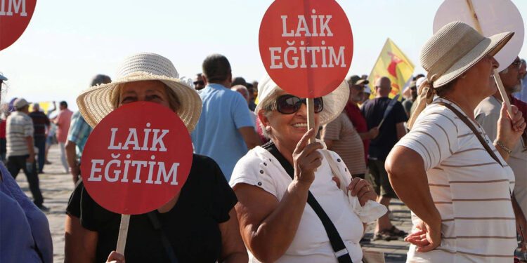 Laiklik Meclisi, 3 Mart’ı "Laiklik Günü" olarak kutlayacak