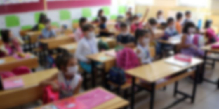 MEB duyurdu: 1 Nisan’da okullar tatil