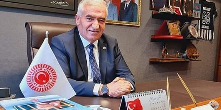 MHP’li vekilden, geçim sıkıntısı çeken emeklilere tavsiye: Su ve simit satın!