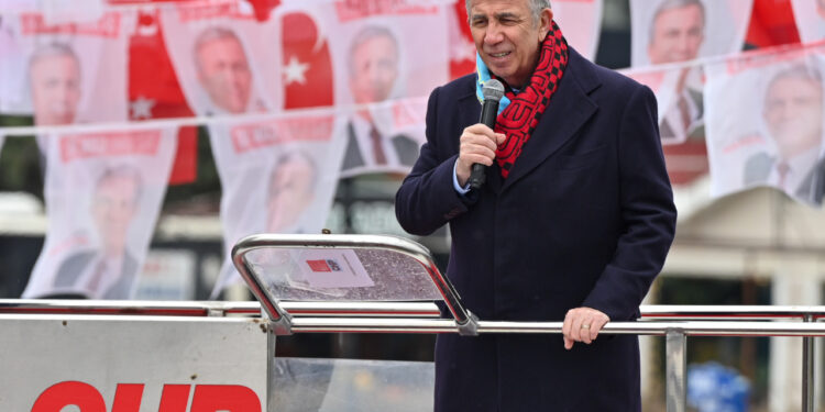 Mansur Yavaş: 'Elini teröre bulaştırmamış herkesin oyuna talibiz'