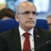 Mehmet Şimşek 'Zorlanacaksınız, benden bir şey istemeyin; ben kötü adam olmaya razıyım, kabinedekiler de öyle görüyor' demiş