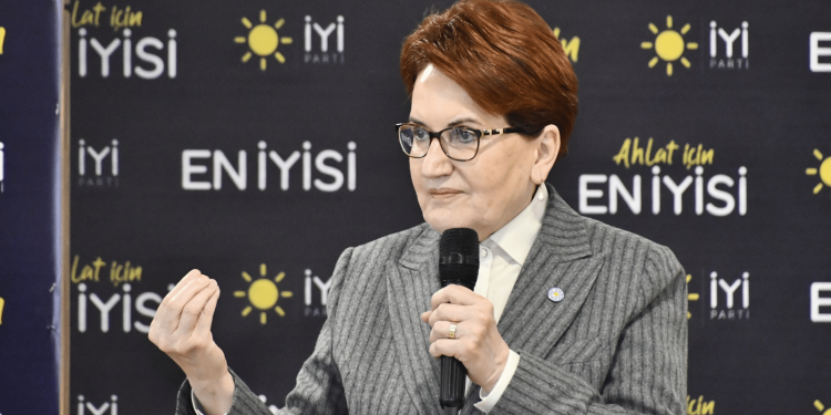 Meral Akşener, Ahlat’ta konuştu