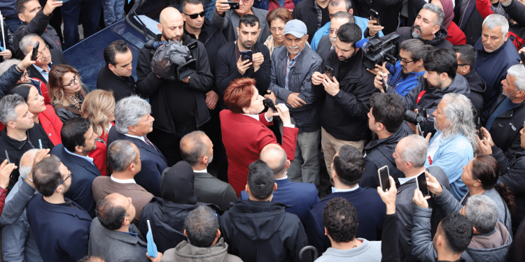 Meral Akşener, Dalaman ve Ortaca’da halkla bir araya geldi