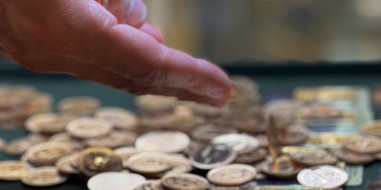 Merkez Bankası faiz kararı sonrası gram altın düşüşe geçti!