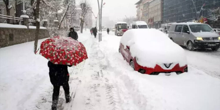 Meteoroloji'den çok sayıda bölge için kar uyarısı