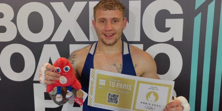 Milli boksör Kaan Aykutsun, Paris 2024 Olimpiyat Oyunları'na katılma hakkı kazandı