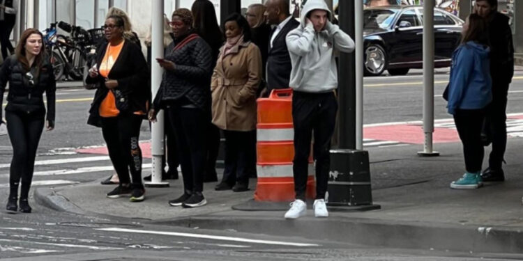 Mısır’a sonra ABD’ye kaçmışlardı: Eylem Tok ve oğlu New York’ta görüntülendi
