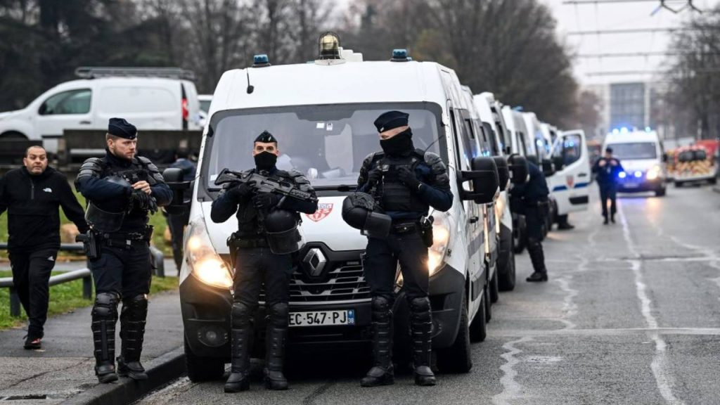 Moskova'daki saldırının ardından Fransa'da terör alarmı
