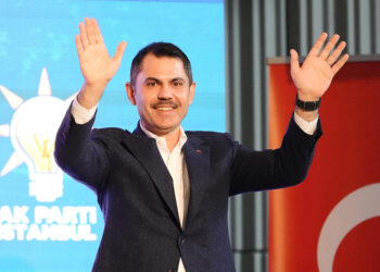 Murat Kurum’dan İmamoğlu’na: Senin itirazın tek bayrağa, tek vatana!