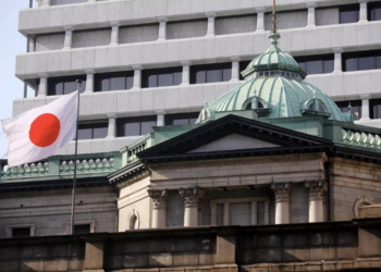 Negatif faiz veren son Merkez Bankası da pes etti. Japonya Merkez Bankası  17 yıl sonra faiz artırdı: -0,1’den, 0,1’e