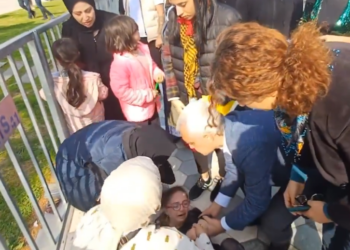 Nevroz’da Amedspor forması elinden alınan down sendromlu Berfin fenalaştı; hastaneye kaldırıldı