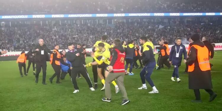 Olaylı maçla ilgili temsilci raporları TFF’ye ulaştı