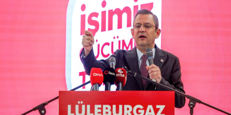 Özgür Özel'den İYİ Partili Zorlu'ya tepki: Herkes meselenin farkında