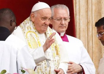 Papa Francis'ten Paskalya ayininde Gazze'de ateşkes çağrısı