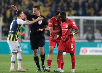 Pendikspor maçındaki kararları tartışılan Kadir Sağlam, kızağa çekiliyor!