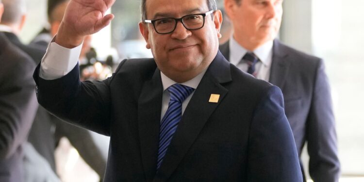 Peru Başbakanı Alberto Otárola, yolsuzluk iddiaları üzerine istifa etti