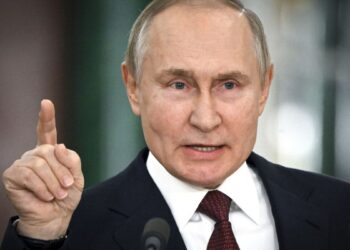 Putin: Rusya nükleer savaş için hazır, ABD'nin Ukrayna'ya asker göndermesini müdahale sayarız