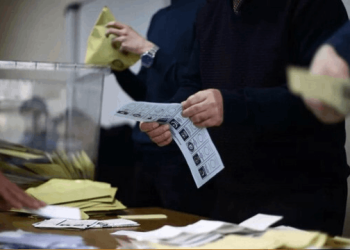 Sandıkta görevli kamu personeli 1 Nisan'da idari izinli sayılacak