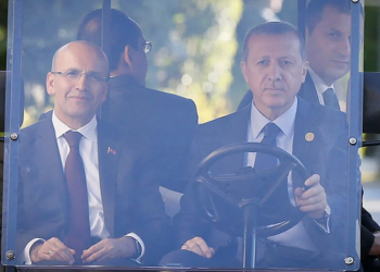 Seçim sonrası sert geliyor: 'Mehmet Şimşek tepki göstermiş, Erdoğan 'yoksulları öldürdün' diye itiraz etmiş'