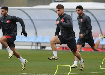 Semih beni ağlayarak aradı, "Çok mutsuzum, beni buradan alın" dedi