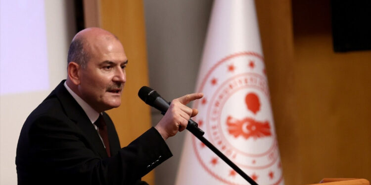 Süleyman Soylu'ya hakaret suçlamasıyla yargılanıyordu: Beraat etti