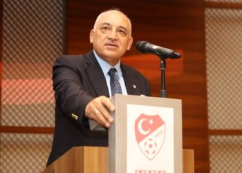 TFF Başkanı Mehmet Büyükekşi'den Fenerbahçe ve Trabzonspor açıklaması: Söylemlerimizde daha dikkatli davranmalıyız