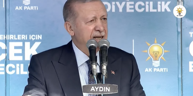 Tayyip Erdoğan: Darbe hevesinde olanlar var