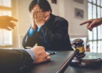 Telekomünikasyon devinden kötü haber! Yüzlerce çalışanının işine son verdi...