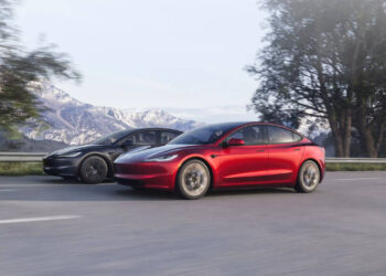 Tesla'nın bazı araç modellerine zam geldi