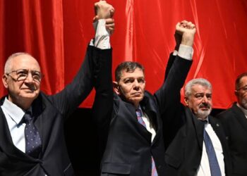 Trabzonspor’da yeni divan başkanı Mahmut Ören oldu