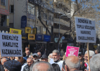 Tüm Emeklilerin Sendikası, Kızılay’da basın açıklaması yaptı