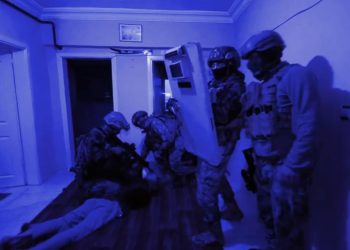 Tunceli’de organize suç örgütü operasyonu: 12 gözaltı