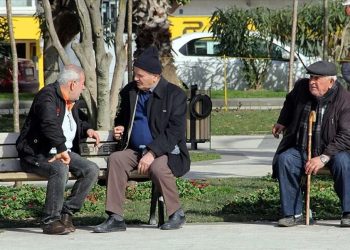 Türkiye'de yaşlıların yoksulluğu yıldan yıla artıyor