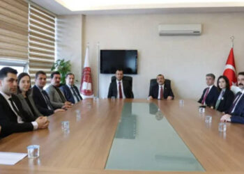 YSK üyeleri deprem bölgesinde incelemelerde bulundu