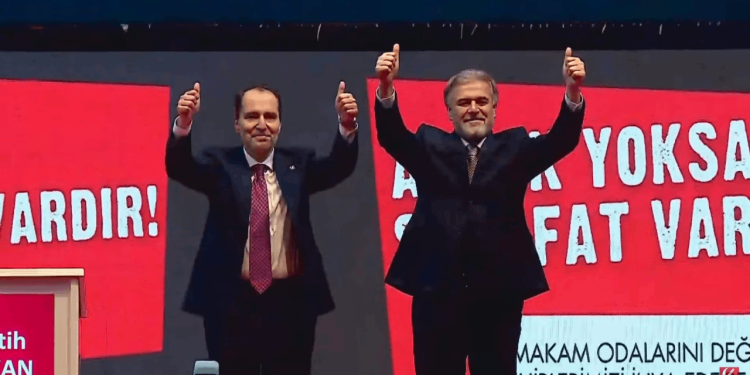 Yeniden Refah'ta neler oluyor? Fatih Erbakan ile Mehmet Altınöz arasında 'adaylıktan çekilme krizi' yaşandığı iddia edildi