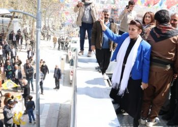 Zana: Direndik milyonlara ulaştık, bu coşku iktidarı korkutuyor