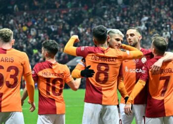 Zorlu fikstürü atlattı; işte Galatasaray'ın şampiyonluk yolu