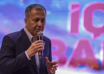 Bakan Yerlikaya: Bu ülkede kimse benim vatandaşıma racon kesemez