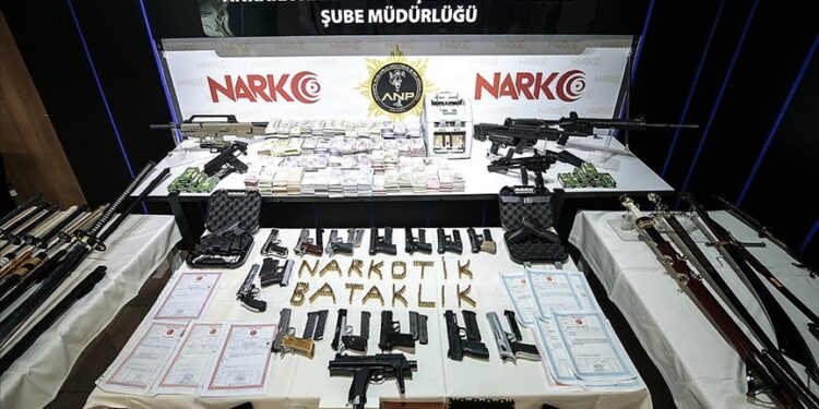 Süleyman Soylu’ya göre ‘cumhuriyet tarihinin en büyük operasyonu’ydu! Boş çıktı!